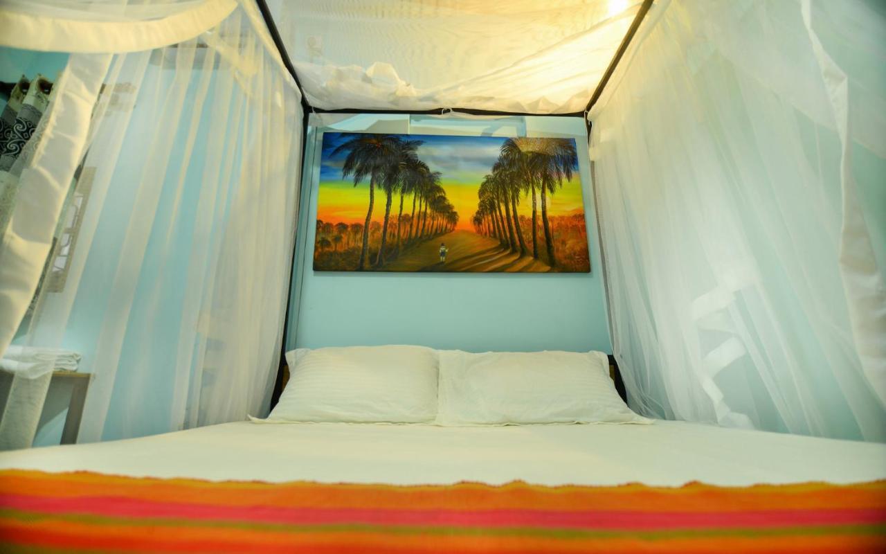 Palm Leaf Surf Cafe Hotell Galle Exteriör bild