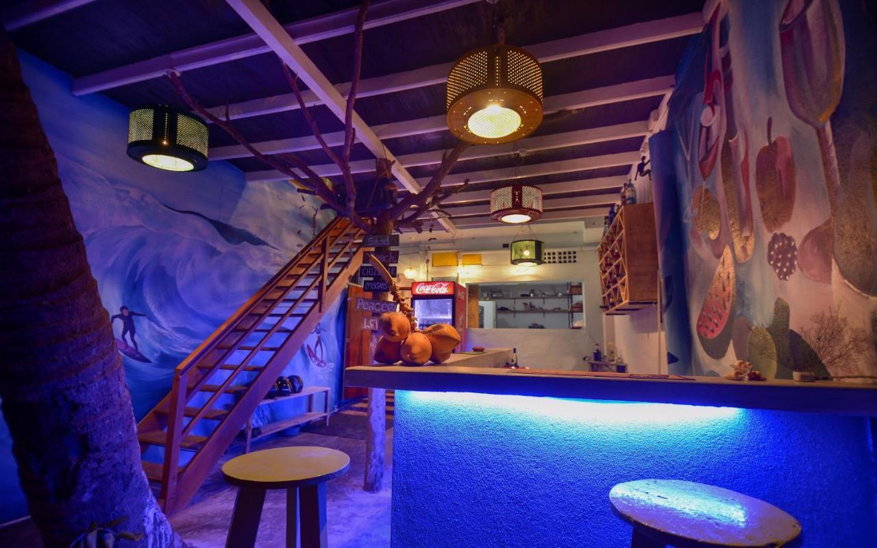 Palm Leaf Surf Cafe Hotell Galle Exteriör bild