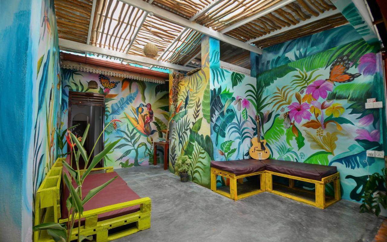 Palm Leaf Surf Cafe Hotell Galle Exteriör bild